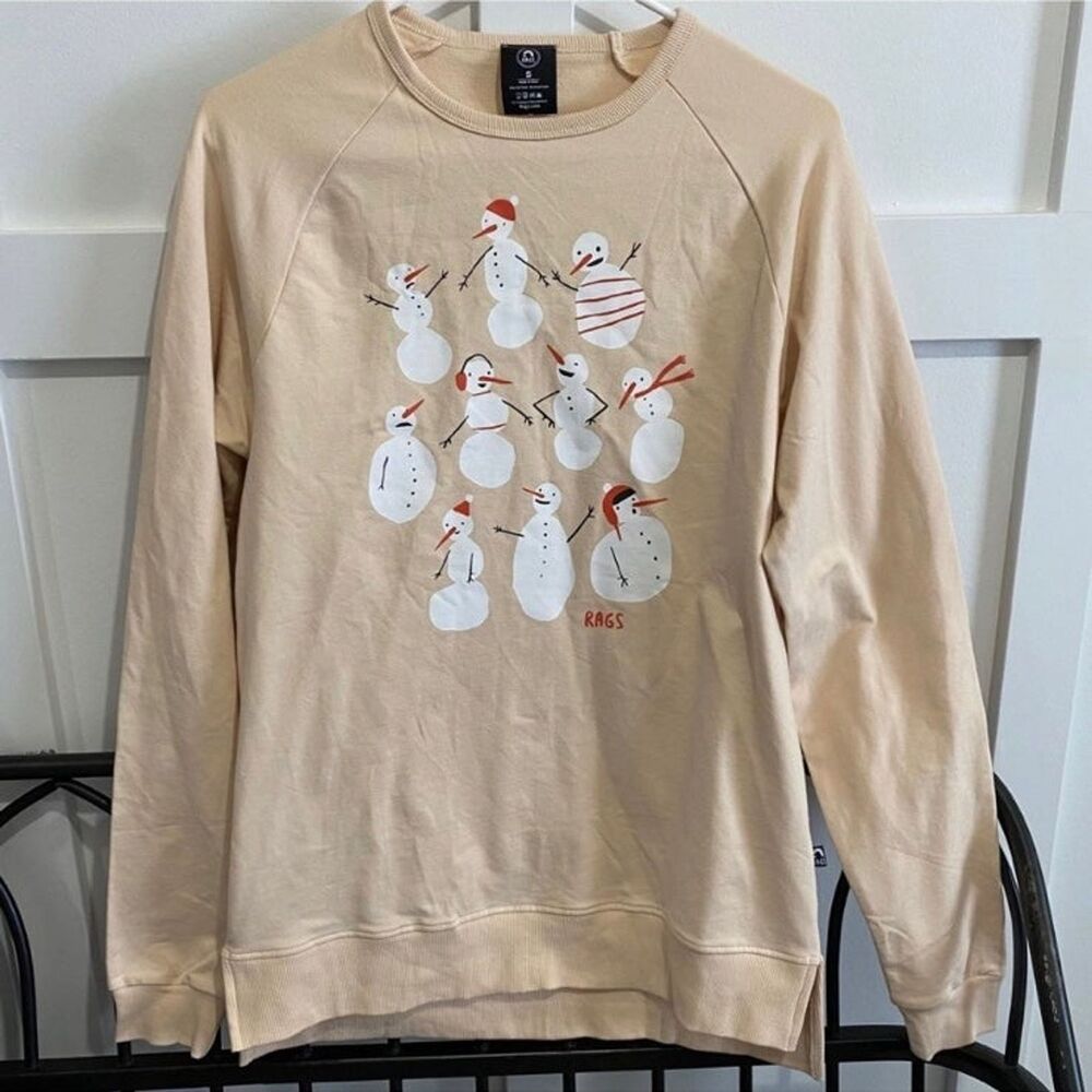 Rags to Raches Women's Snowman Crewneck Sweatshirt Peach Size Small